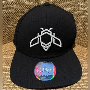 Jordan Mens Hat Black White Snapback Flat Brim Killer Bee Jumpman Wu Tang Cap